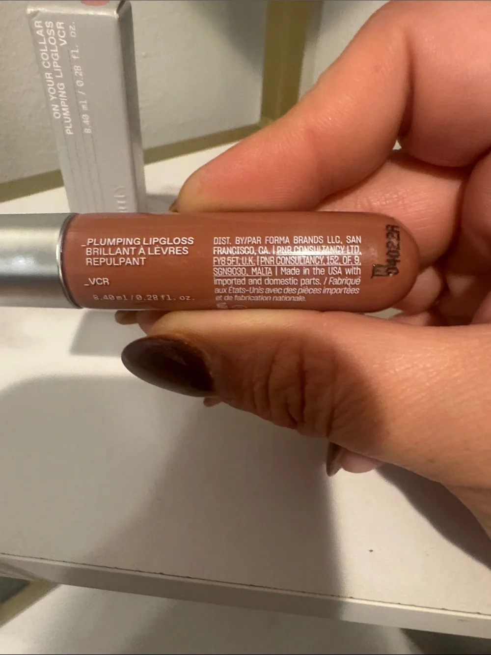 R.E.M Beauty On your Collar Lip Plumping Gloss